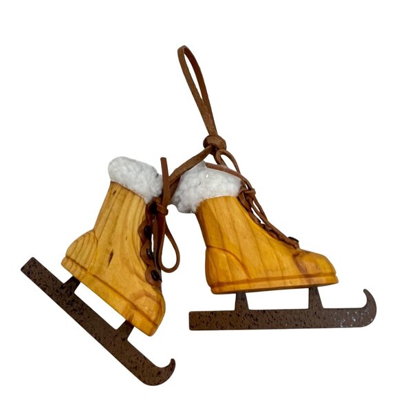 Vintage hand carved Wooden Ice Skate Ornament Pair with Faux Fur Trim & Leather - Picture 2 of 7